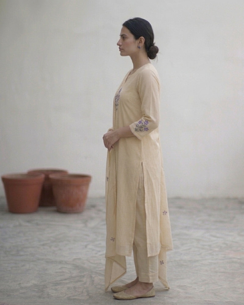 Elegant Cream Kota Doria Embroidered Dress Material with Dupatta (3 Piece Set)